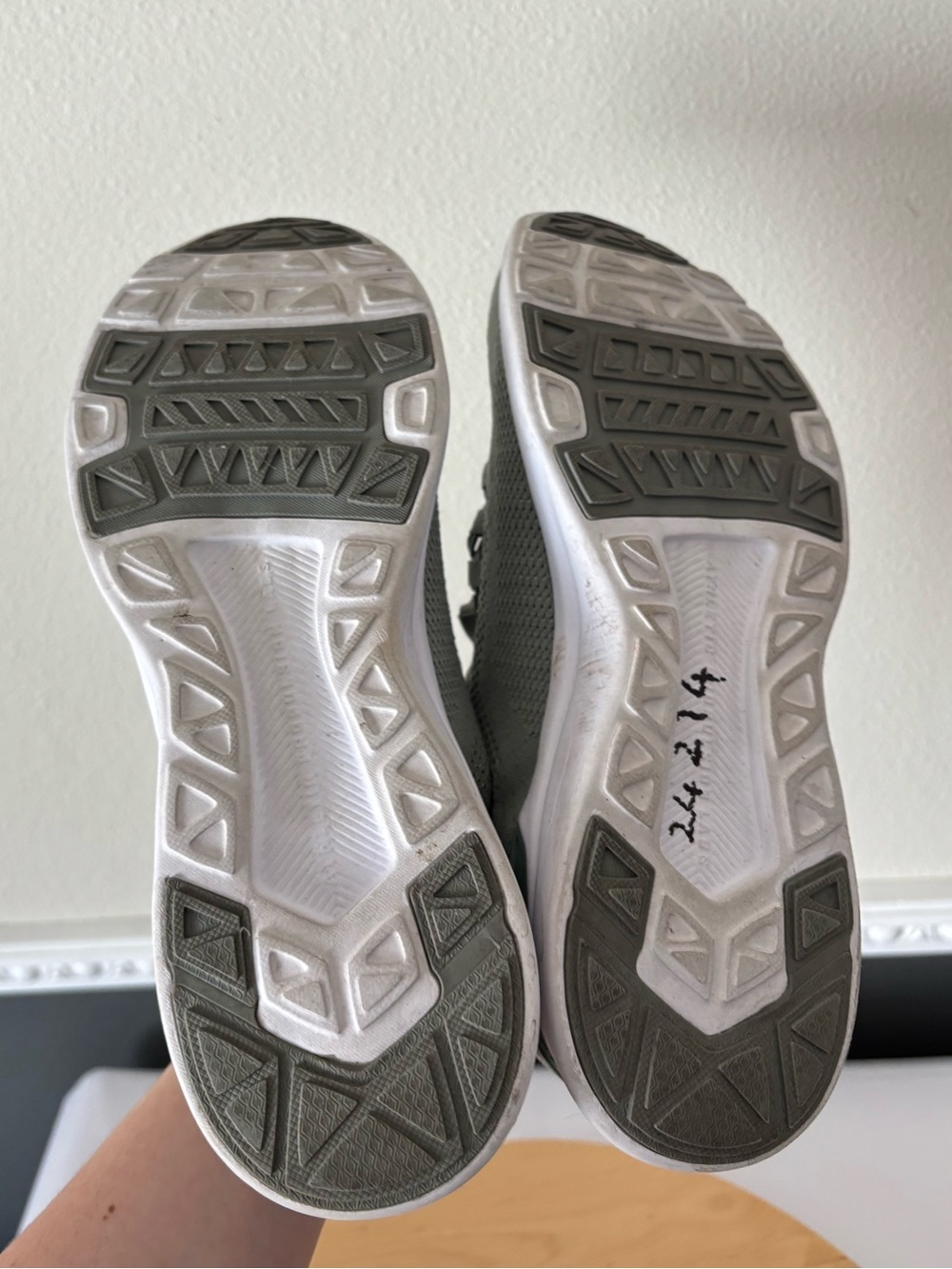 APL Women's Knit Techloom Breeze Athletic Sneakers in Sage Green Size 10 - Picture 4 of 4